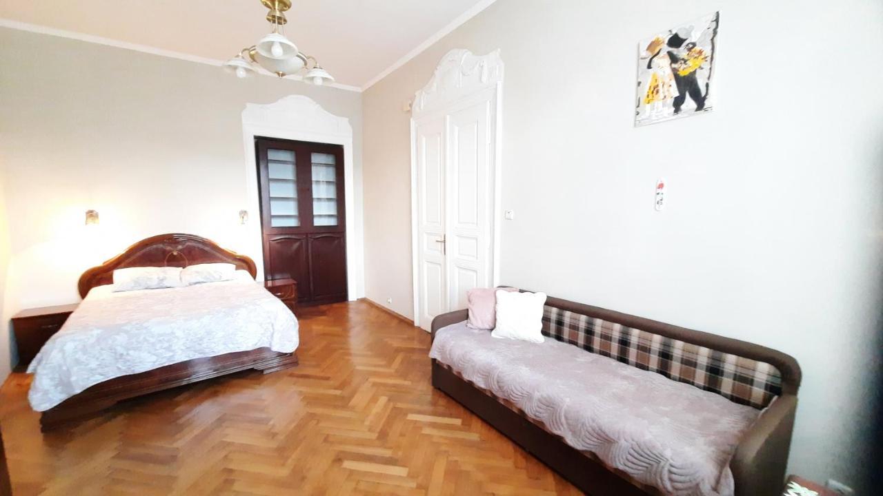 Apartments City Lviv Luaran gambar